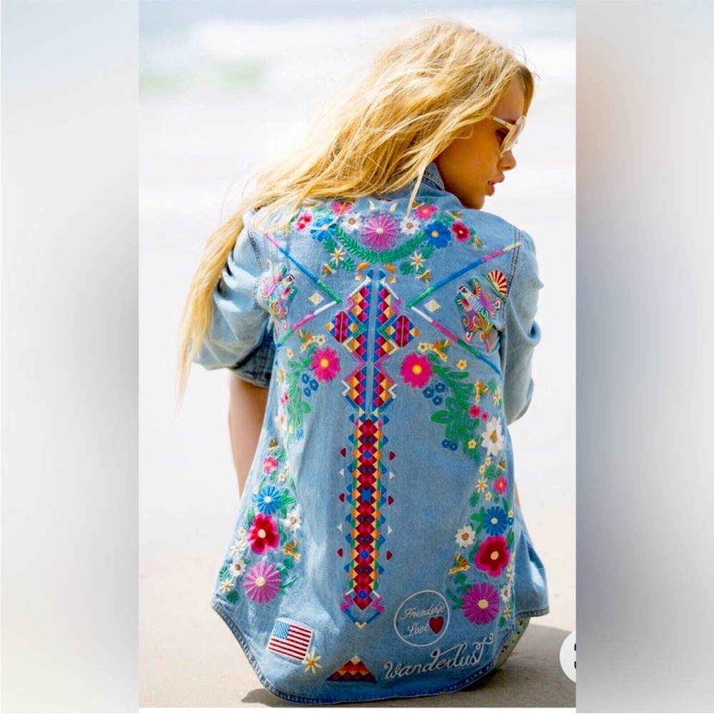Spell Denim Jacket with Colorful Embroidery *hole